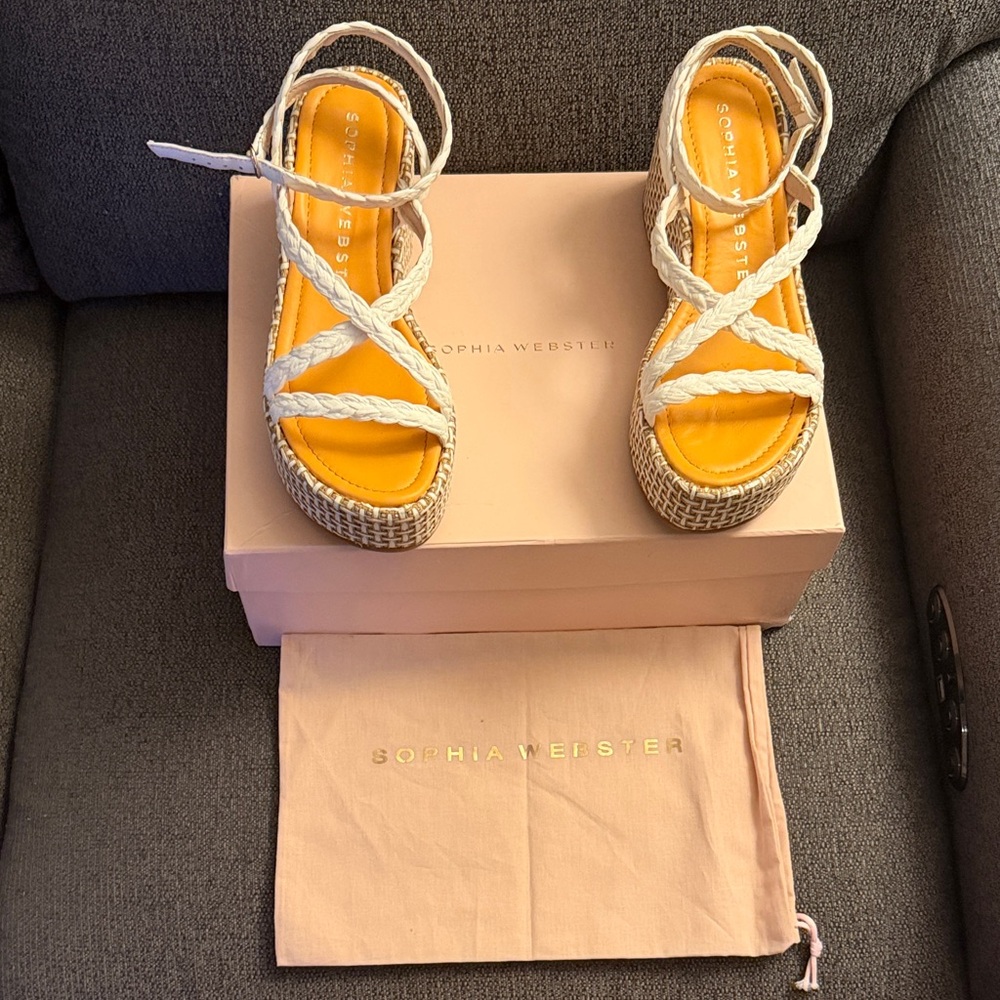 NIB Sophia Webster 90 mm Raffia Flatform